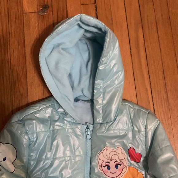 Disney frozen puffer jacket size 4 - Picture 2 of 7